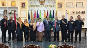 Pelantikan Direktur Pascasarjana Univet Bantara Periode 2025-2030: Siap Wujudkan Kampus Unggul dan Go International